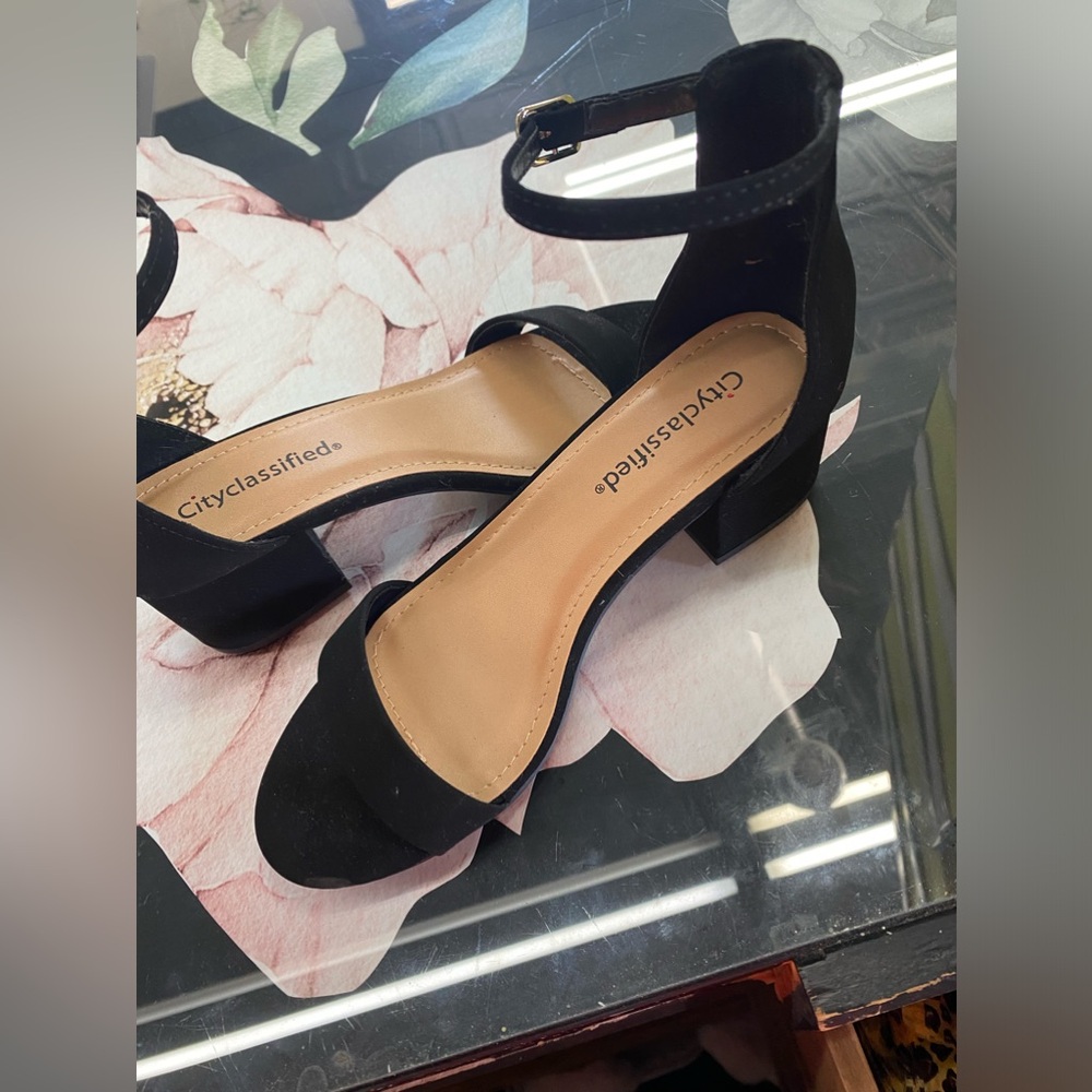 Black Heel